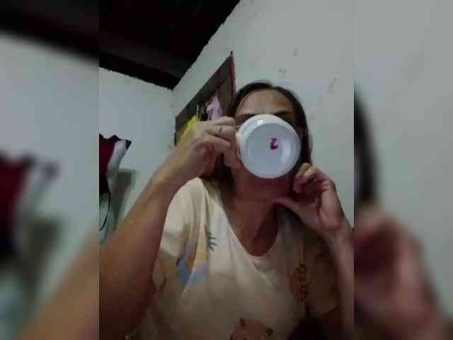 cherrywhite03 webcam