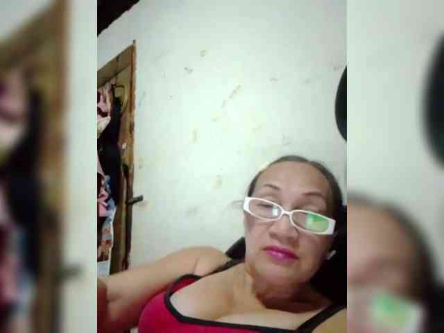 cherrywhite03 webcam