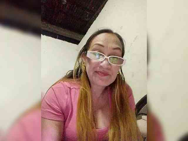 cherrywhite03 webcam