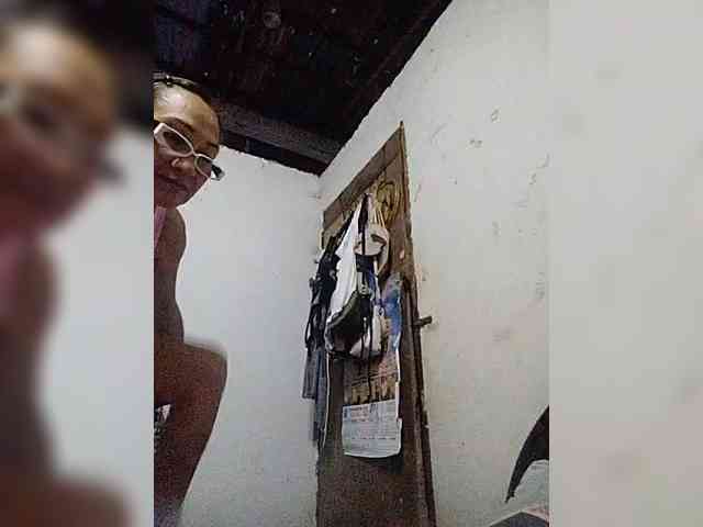 cherrywhite03 webcam