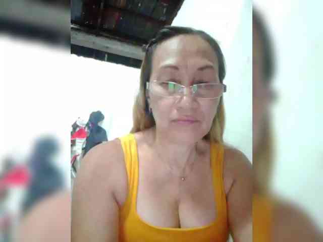 cherrywhite03 webcam