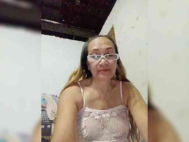 cherrywhite03 webcam