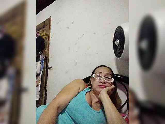 cherrywhite03 webcam