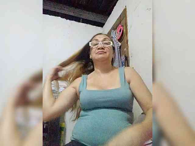 cherrywhite03 webcam