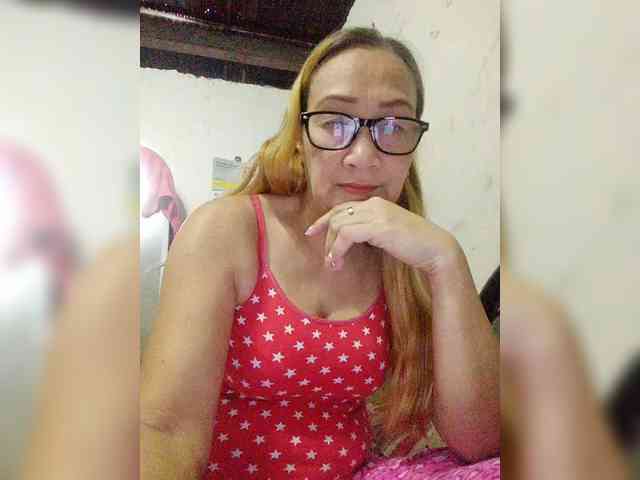 cherrywhite03 webcam