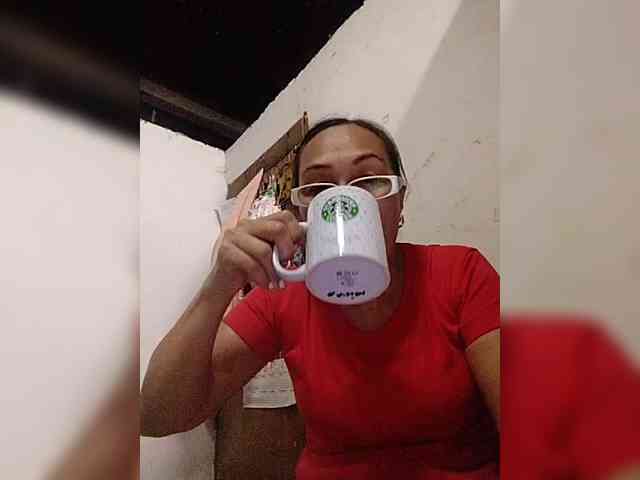 cherrywhite03 webcam