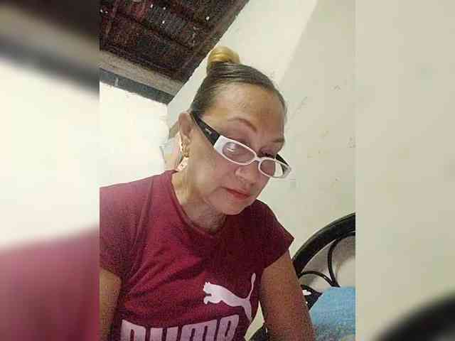 cherrywhite03 webcam