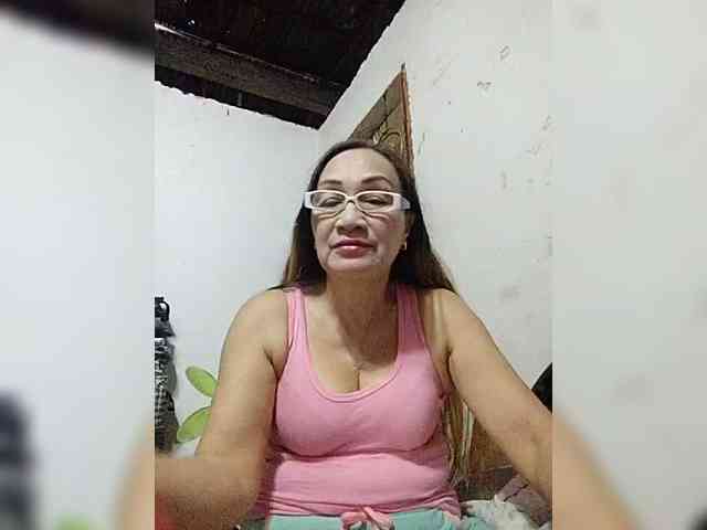 cherrywhite03 webcam