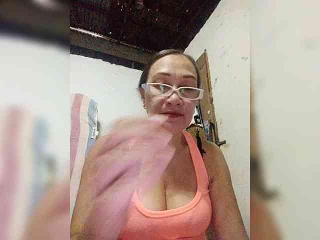 cherrywhite03 webcam