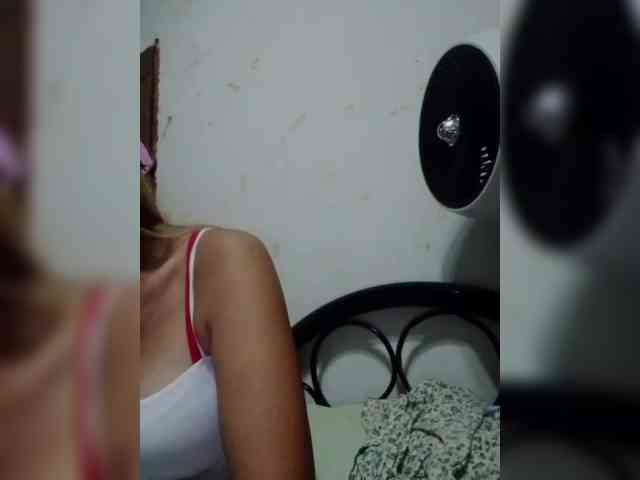 cherrywhite03 webcam