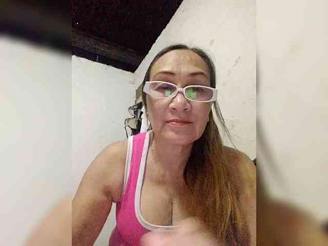 cherrywhite03 webcam