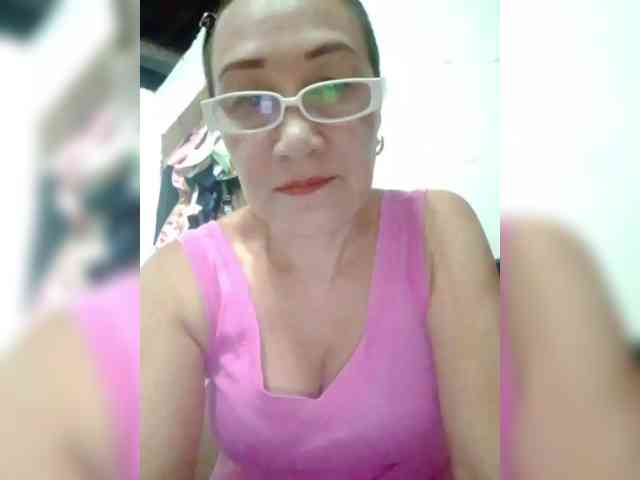 cherrywhite03 webcam