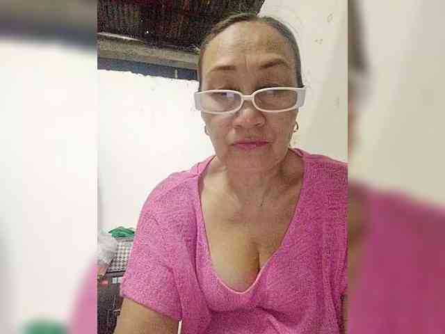 cherrywhite03 webcam