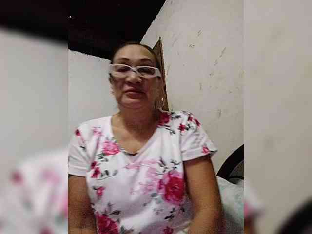 cherrywhite03 webcam