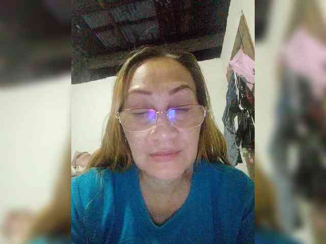 cherrywhite03 webcam