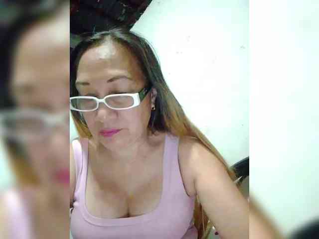 cherrywhite03 webcam