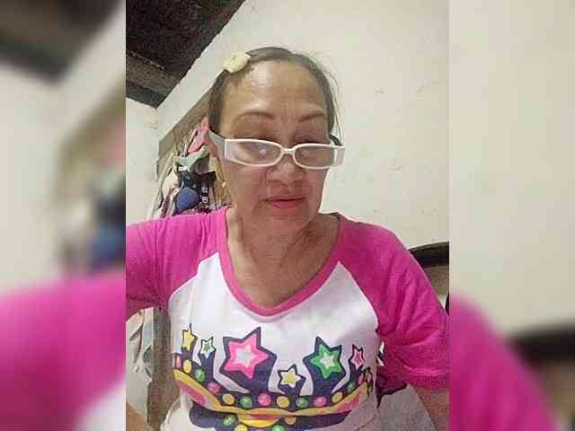 cherrywhite03 webcam