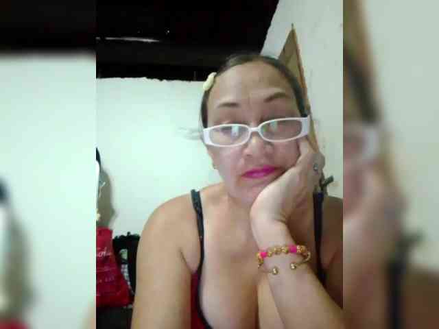 cherrywhite03 webcam