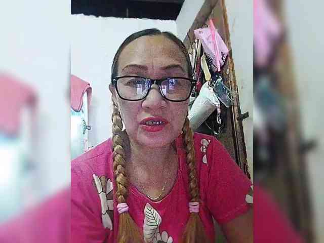 cherrywhite03 webcam