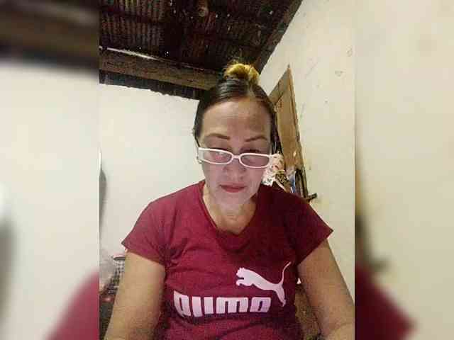 cherrywhite03 webcam