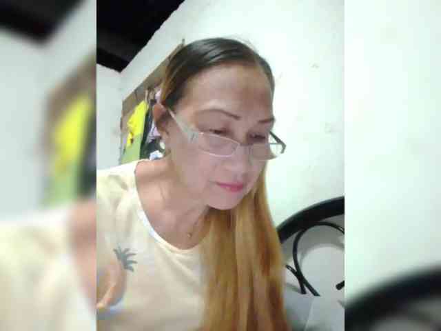 cherrywhite03 webcam