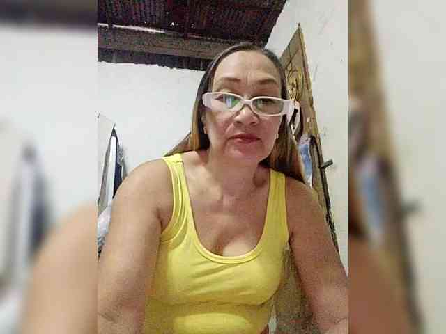 cherrywhite03 webcam