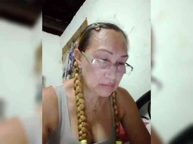 cherrywhite03 webcam