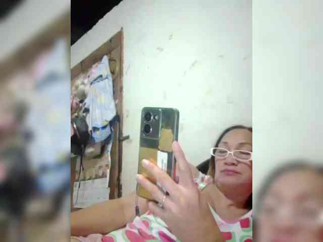 chat xxx Cherrywhite03