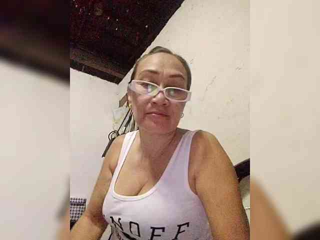 cherrywhite03 cherrywhite03