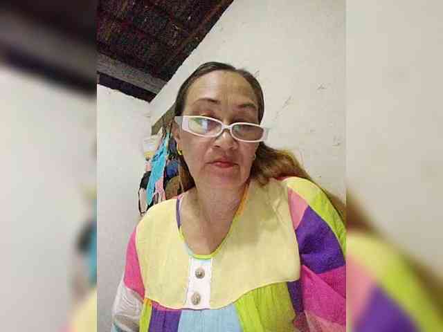 cherrywhite03 webcam