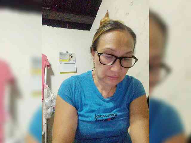 cherrywhite03 webcam