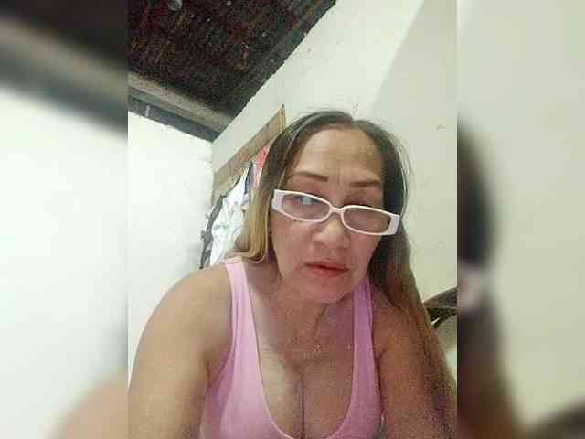 cherrywhite03 webcam