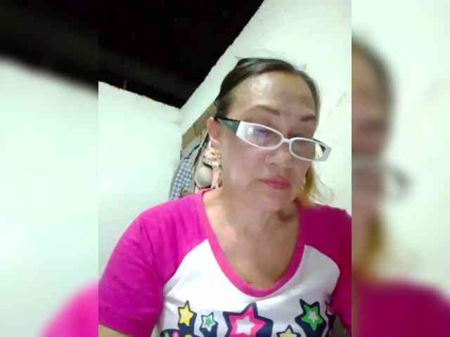 cherrywhite03 webcam