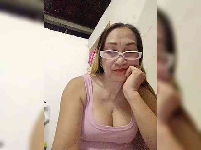 cherrywhite03 webcam