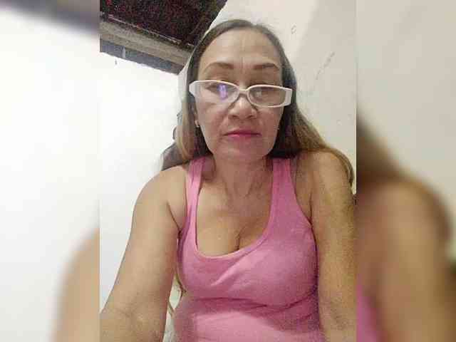 cherrywhite03 webcam