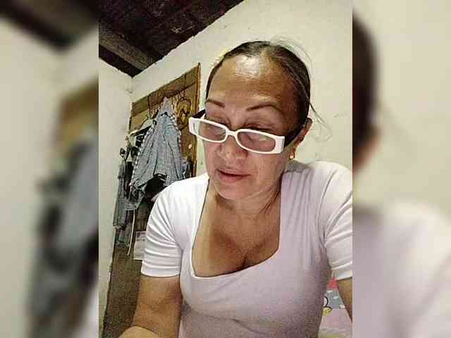 cherrywhite03 cherrywhite03