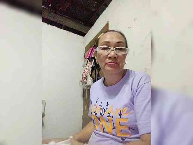 cherrywhite03 webcam