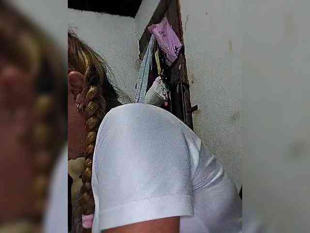 cherrywhite03 webcam