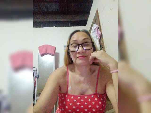 cherrywhite03 webcam
