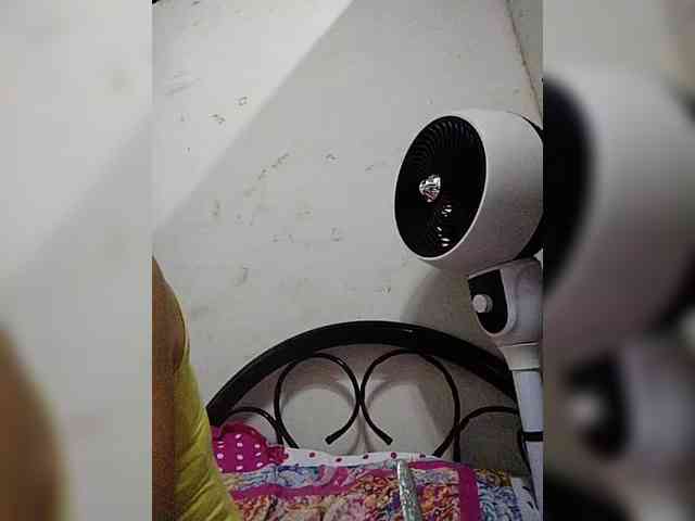 cherrywhite03 webcam