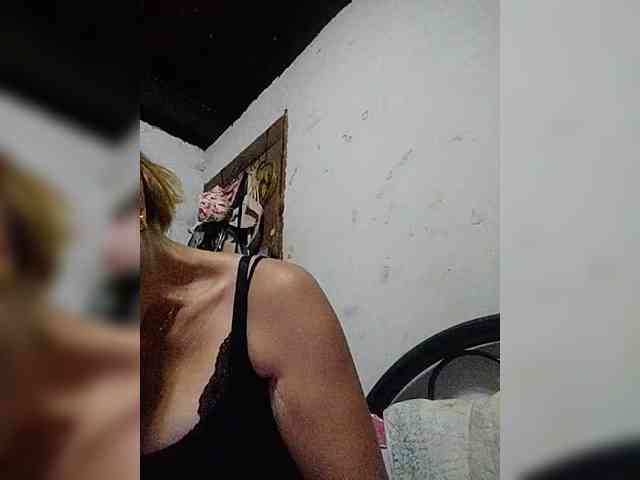 cherrywhite03 webcam