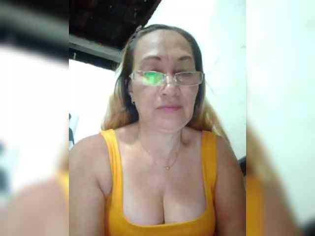 cherrywhite03 webcam