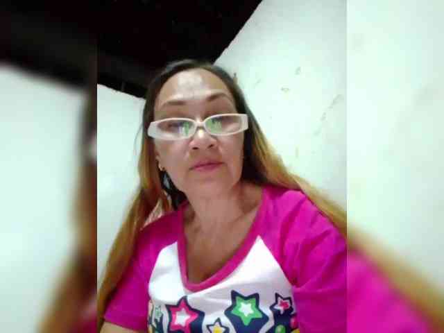 cherrywhite03 webcam