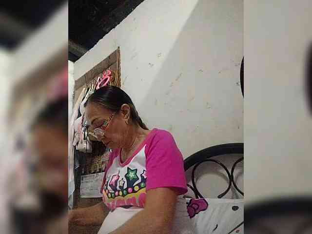 cherrywhite03 webcam