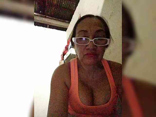 cherrywhite03 webcam