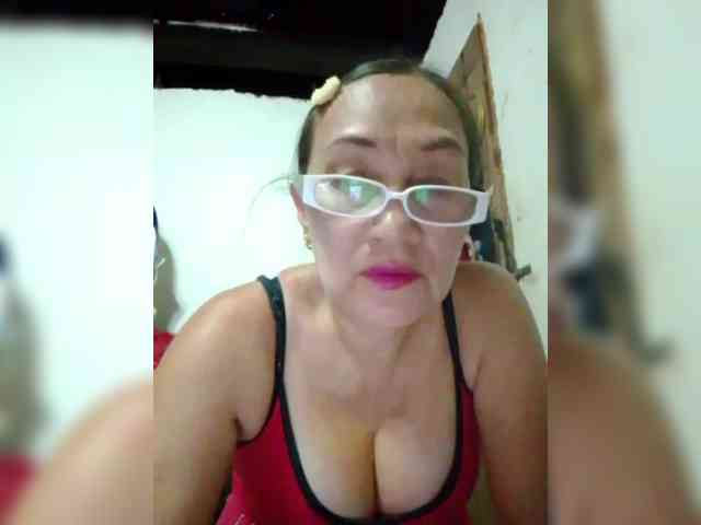 cherrywhite03 webcam