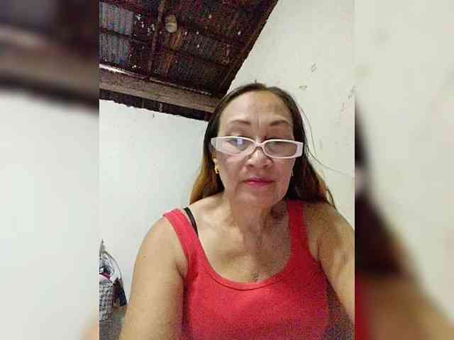 cherrywhite03 webcam