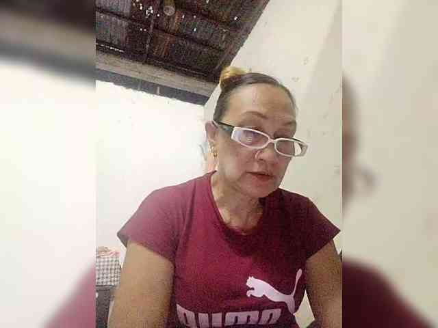 cherrywhite03 webcam