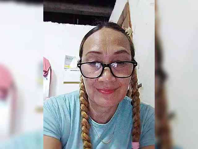 cherrywhite03 webcam