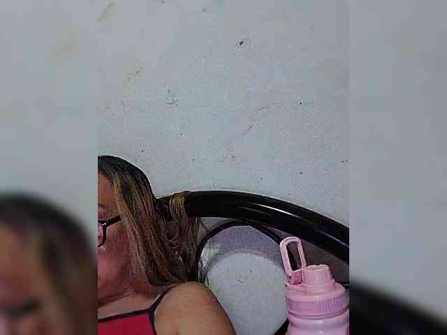 cherrywhite03 webcam